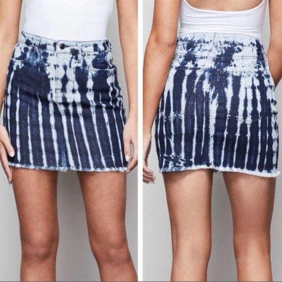 Good American Tie Dye Mini Skirt Size 0/25 - Picture 1 of 11